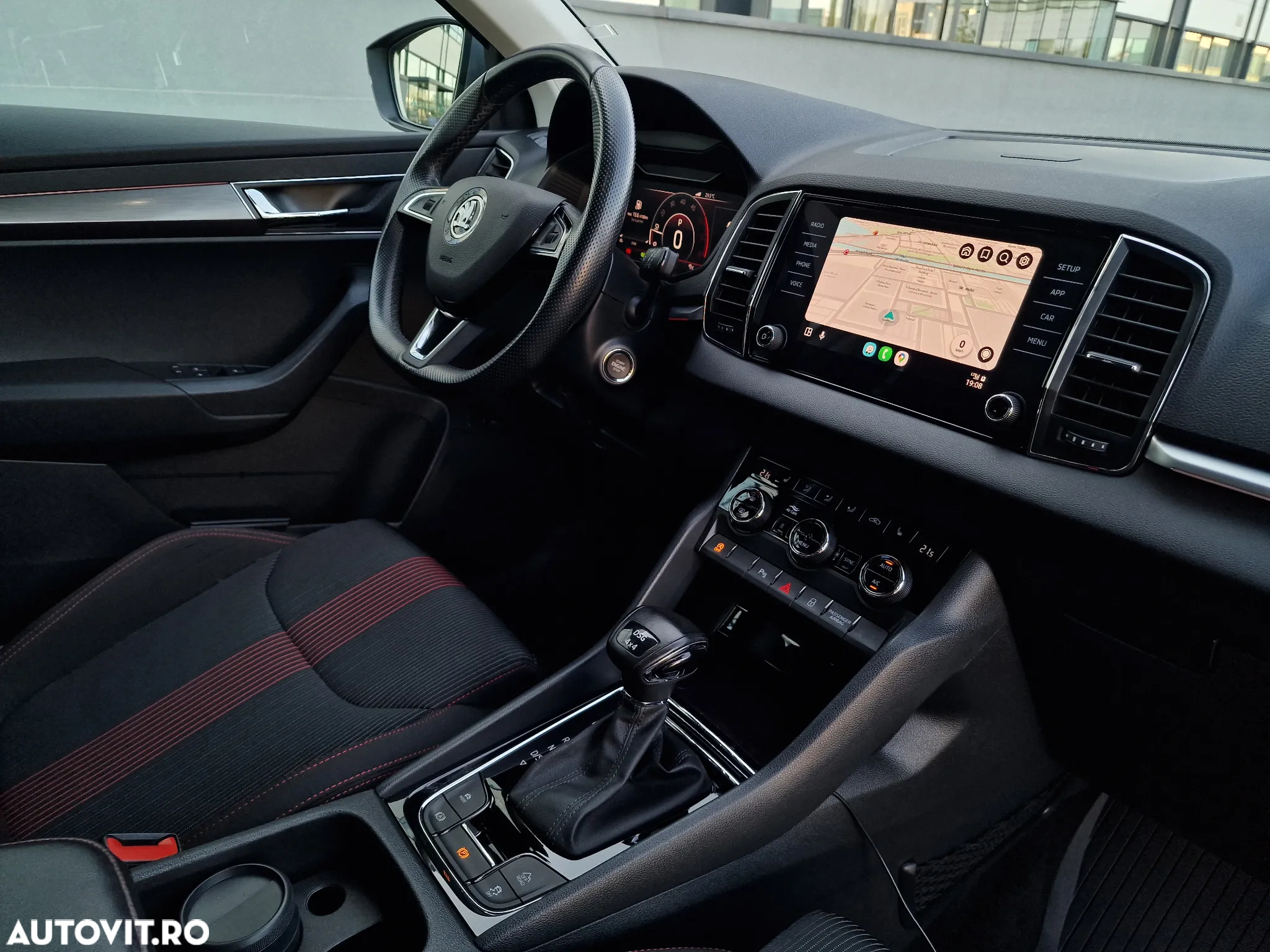 Skoda Karoq 2.0 TDI 4X4 DSG Sportline - 16