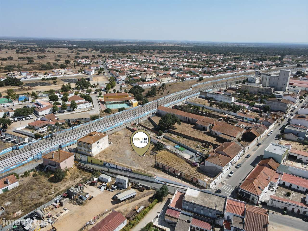 Terreno urbano para 5 moradias - Grande imagem: 4/9