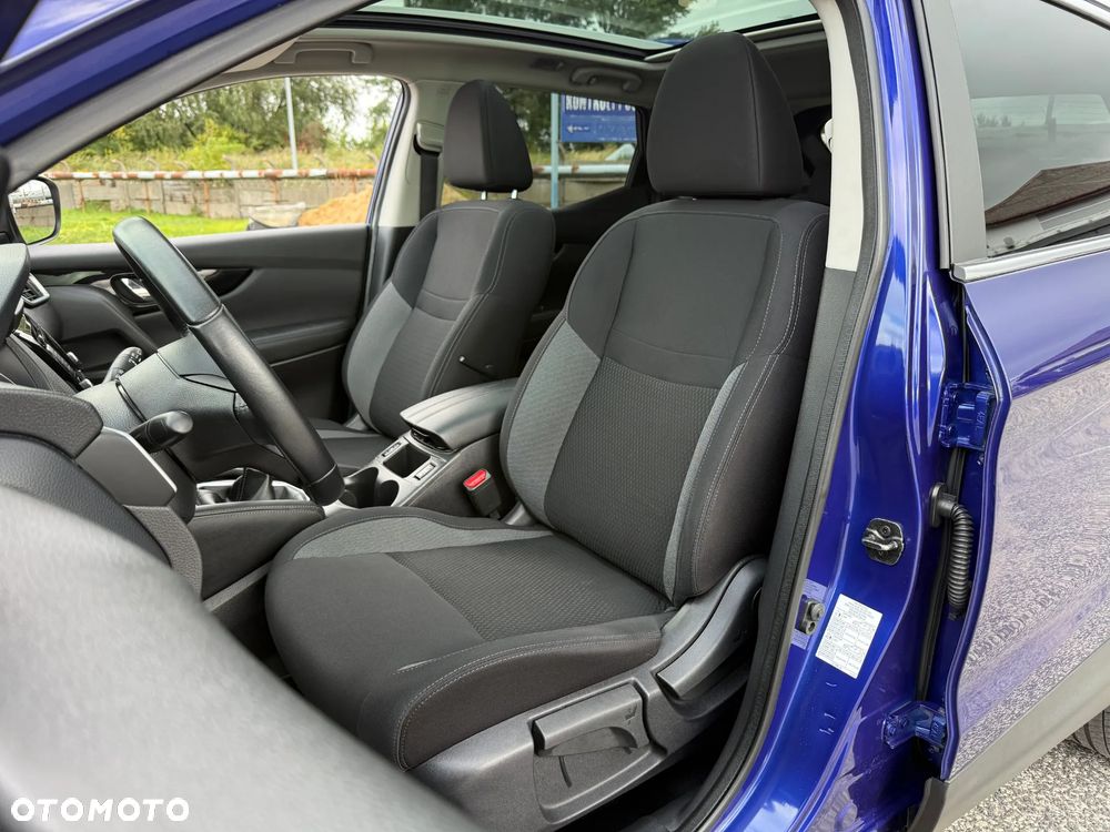 Nissan Qashqai 1.3 DIG-T N-WAY - 4