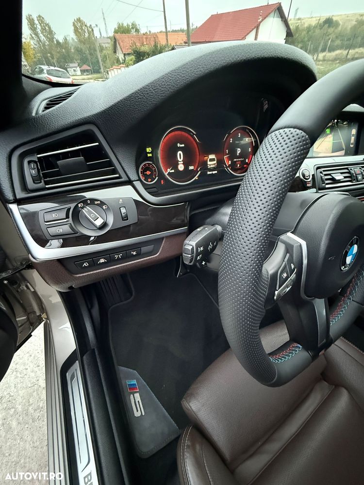 BMW Seria 5 535d xDrive Touring Sport-Aut. Luxury Line - 2