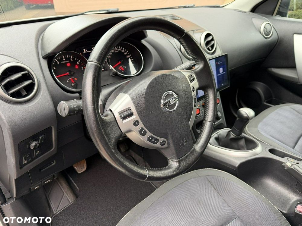 Nissan Qashqai - 11