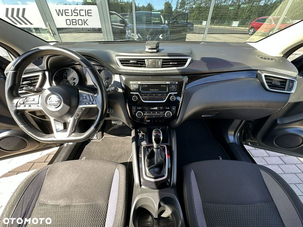 Nissan Qashqai 1.2 DIG-T N-Connecta Xtronic - 9
