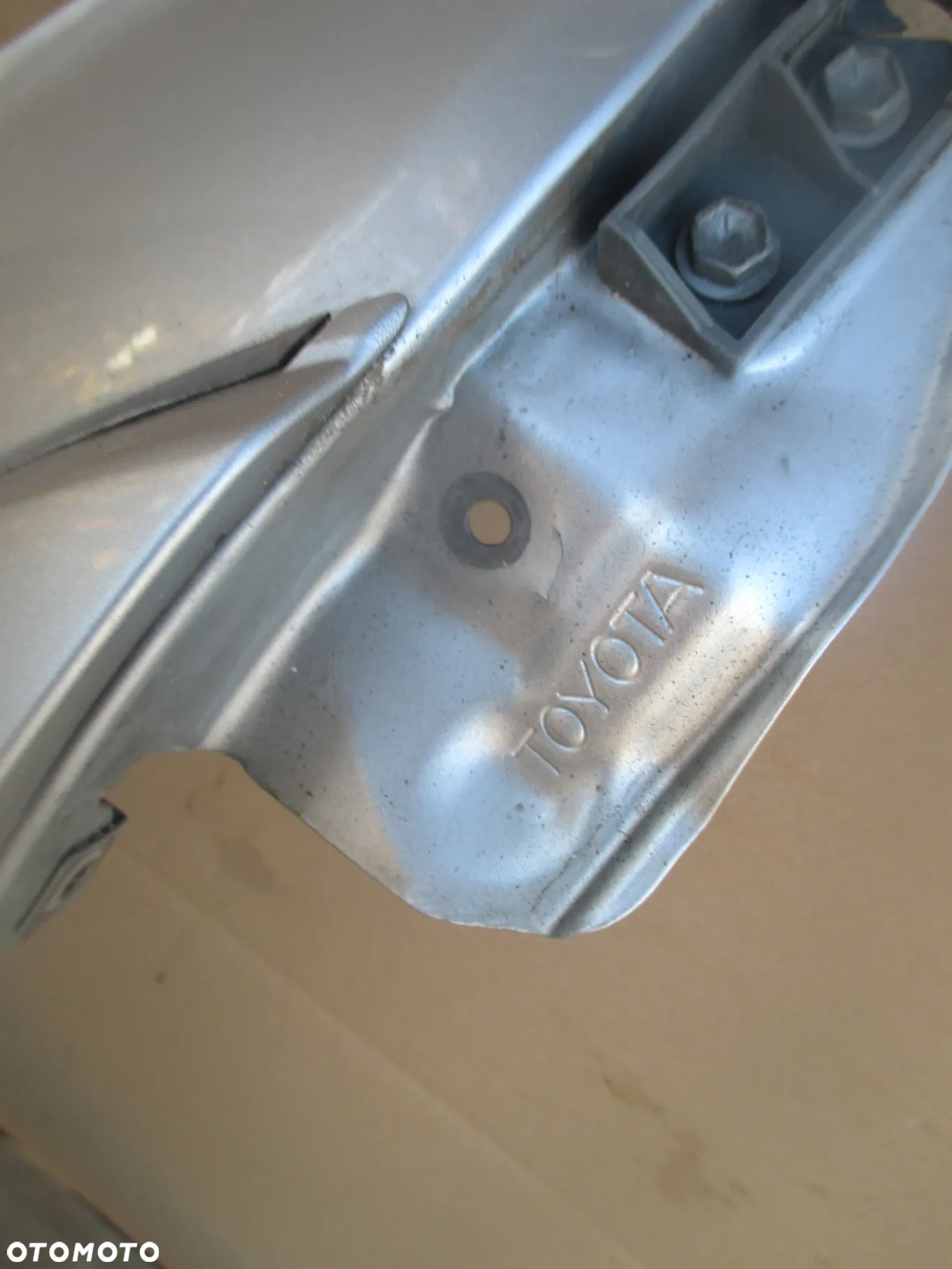Błotnik prawy Toyota Rav 4 1D4 oryginał bez rdzy - 3
