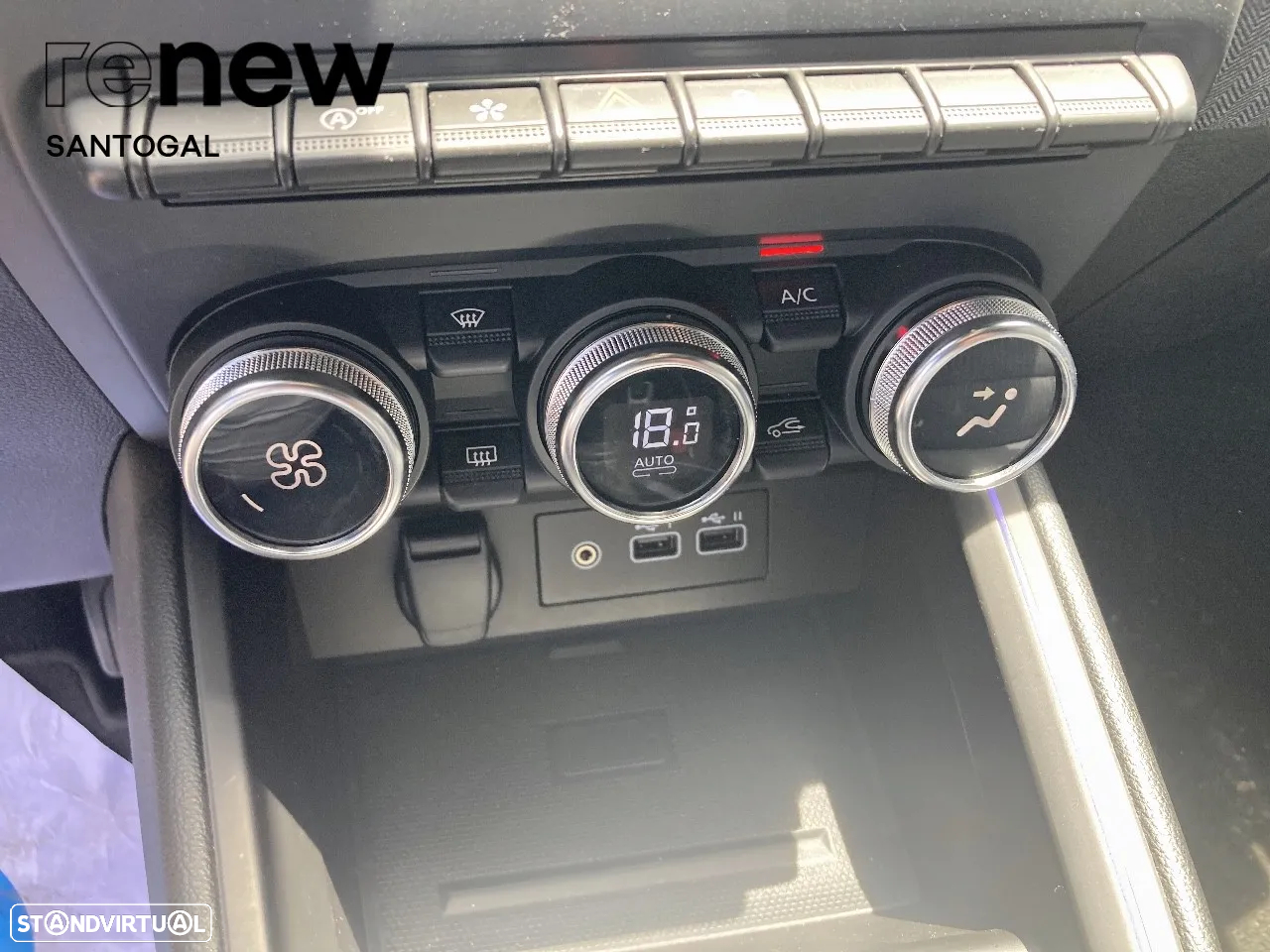 Renault Clio 1.0 TCe Techno Bi-Fuel - 19