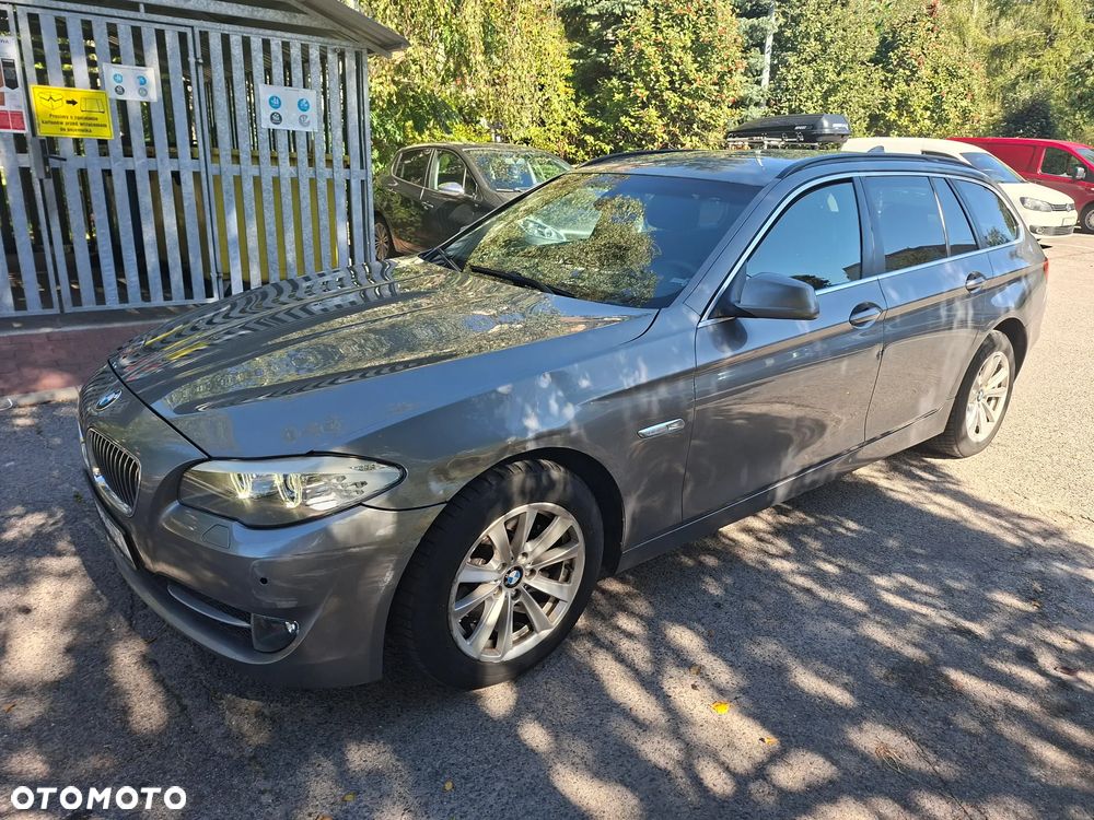 BMW Seria 5 520d - 5