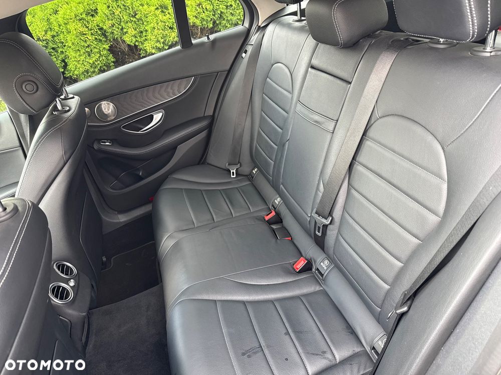 Mercedes-Benz Klasa C 350 e 7G-TRONIC Edition - 18