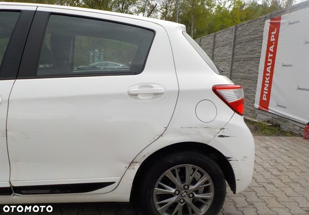 Toyota Yaris - 13