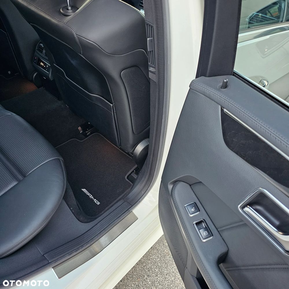 Mercedes-Benz Klasa E 63 AMG 4Matic AMG Speedshift MCT - 16