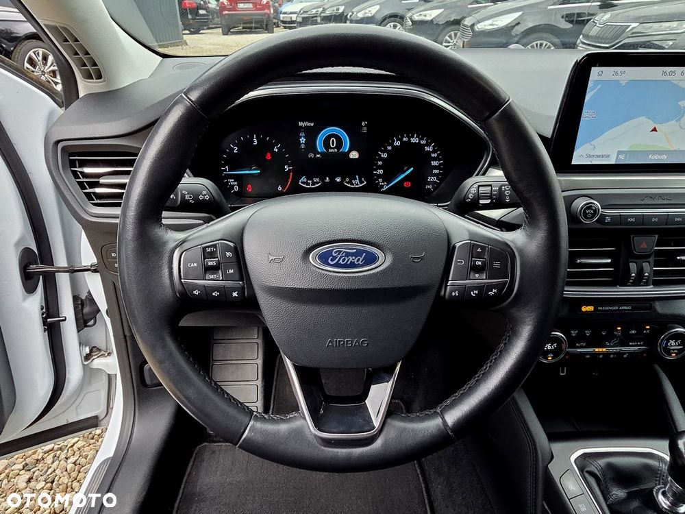 Ford Focus 2.0 TDCi Titanium ASS - 16