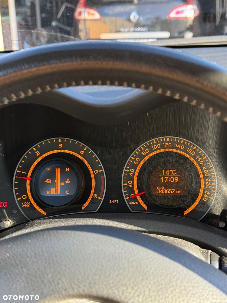 Toyota Auris 2.2 D-4D X - 7