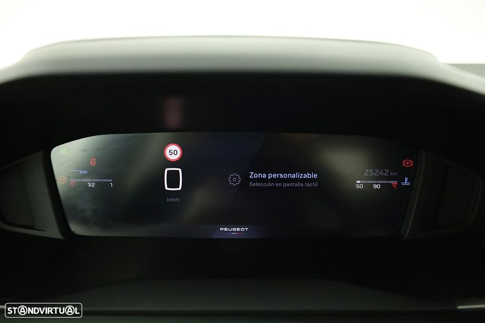 Peugeot 2008 1.2 PureTech Allure - 17