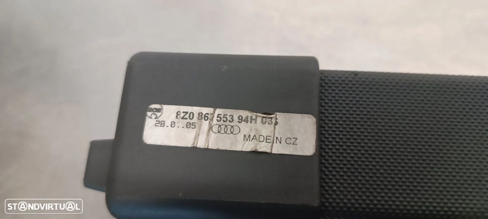 CHAPELEIRA / CORTINA DA MALA AUDI A2  8Z086355394H - 2