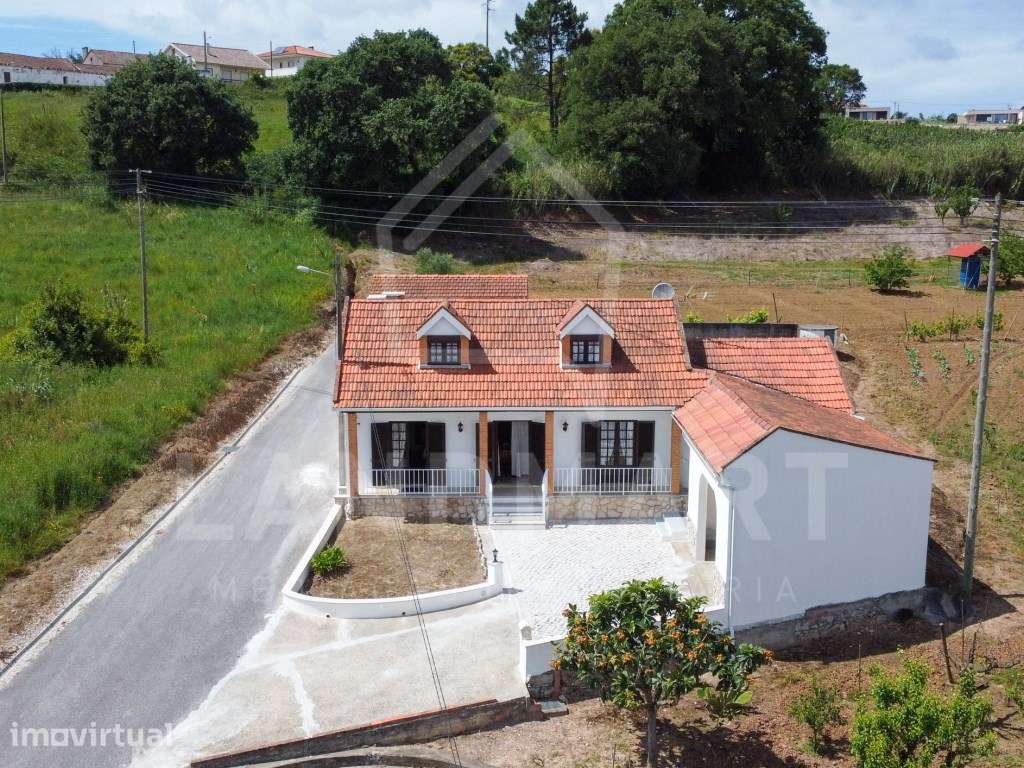 Moradia T3, Melgaço - Cela - Grande imagem: 3/27