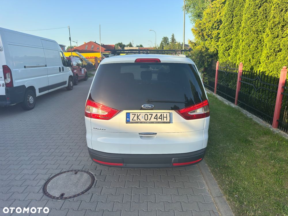 Ford Galaxy 2.0 TDCi Titanium - 4