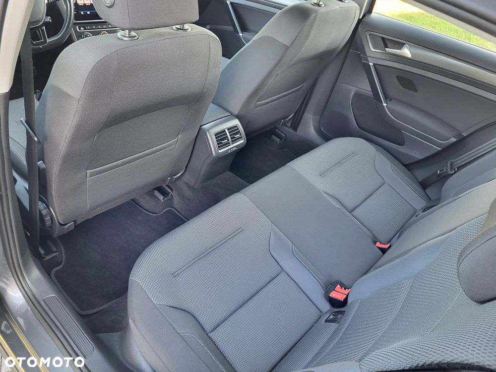 Volkswagen Golf 1.5 TSI BlueMotion ACT Highline - 20