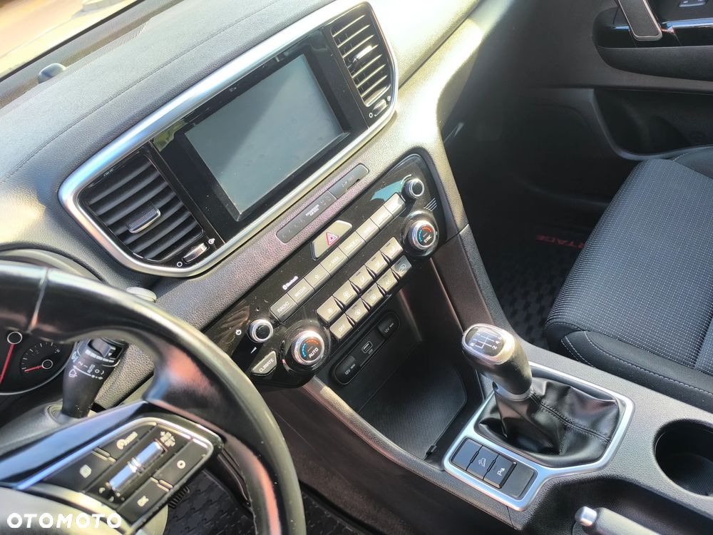 Kia Sportage 1.6 T-GDI L Business Line Plus 2WD - 11