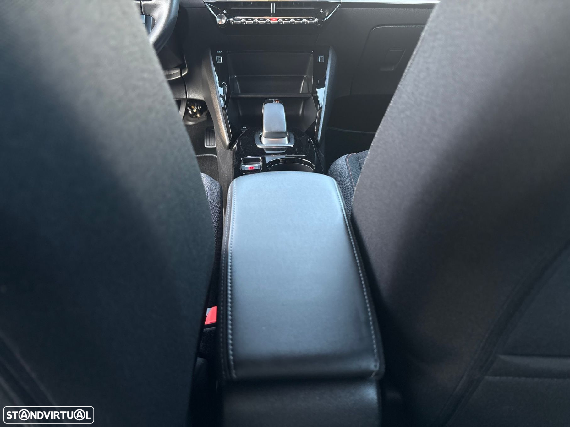 Peugeot e-208 50 kWh Allure Pack - 27