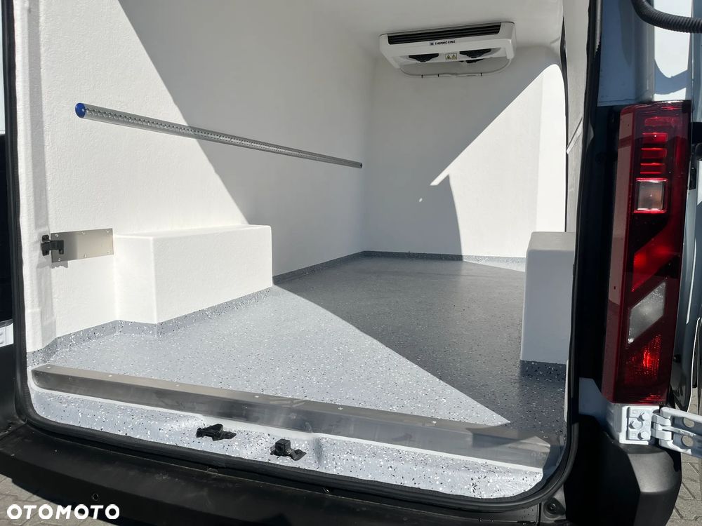 Renault Master - 11