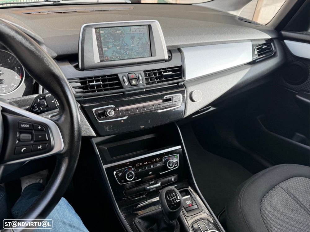 BMW 214 Active Tourer d Advantage - 8
