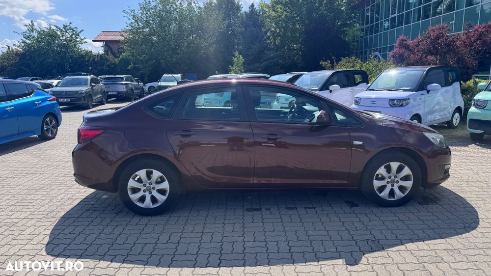 Opel Astra 1.4 Turbo ECOTEC Enjoy - 5