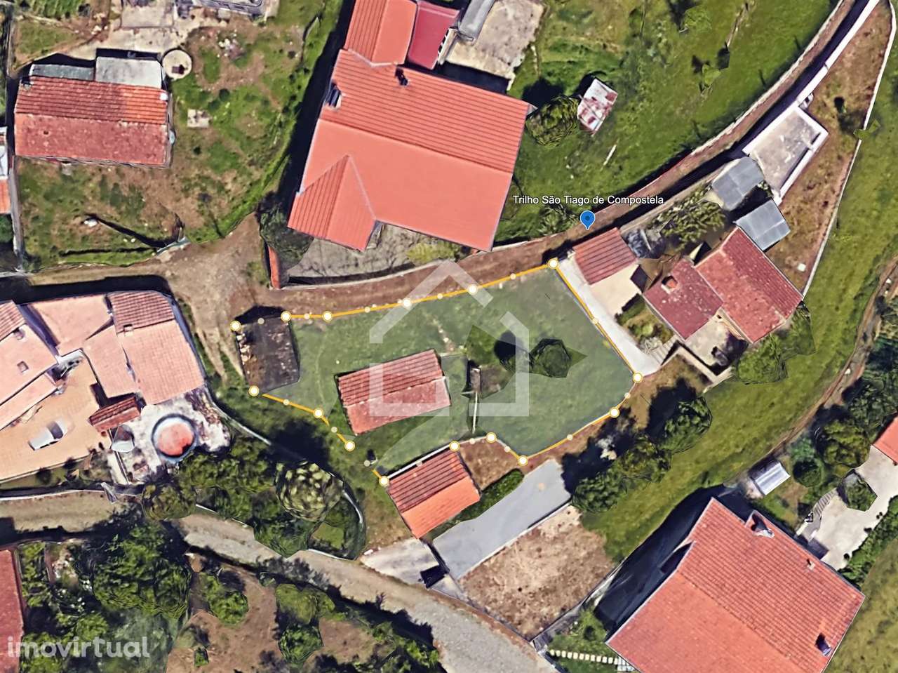 Moradias para Recuperar - Ossela - Grande imagem: 2/11