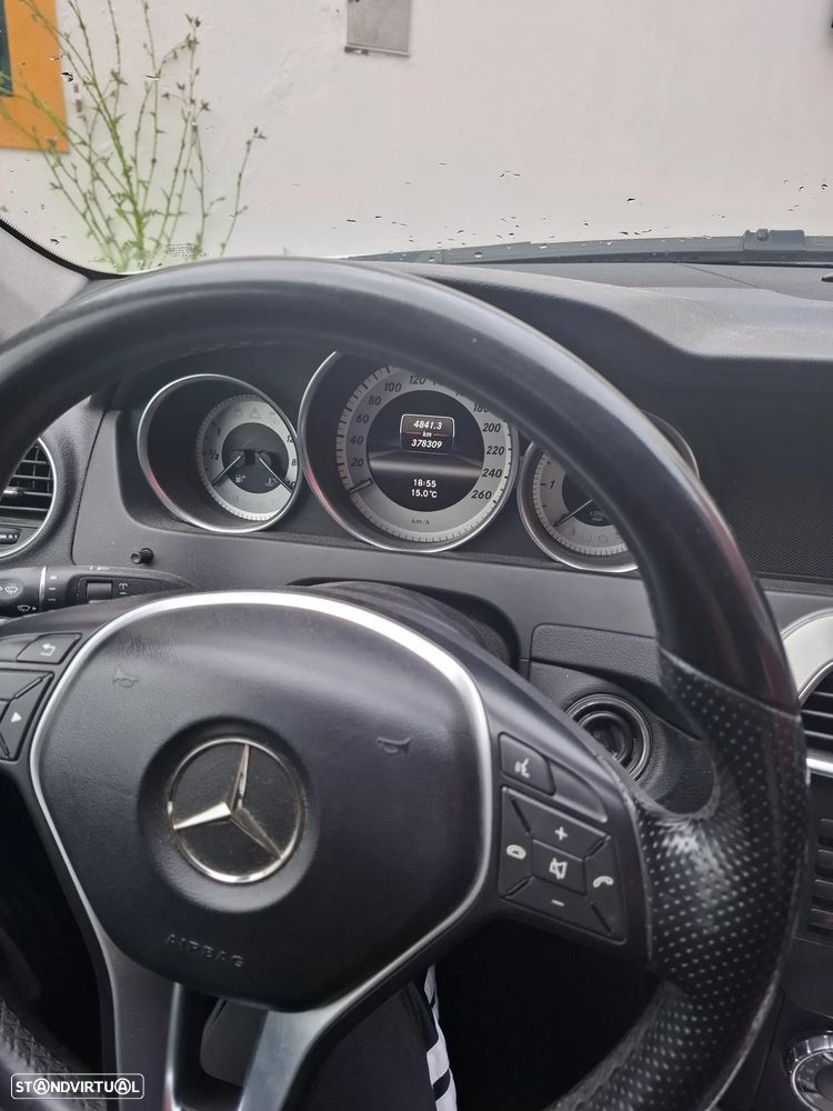 Mercedes-Benz C 220 CDi Avantgarde - 13