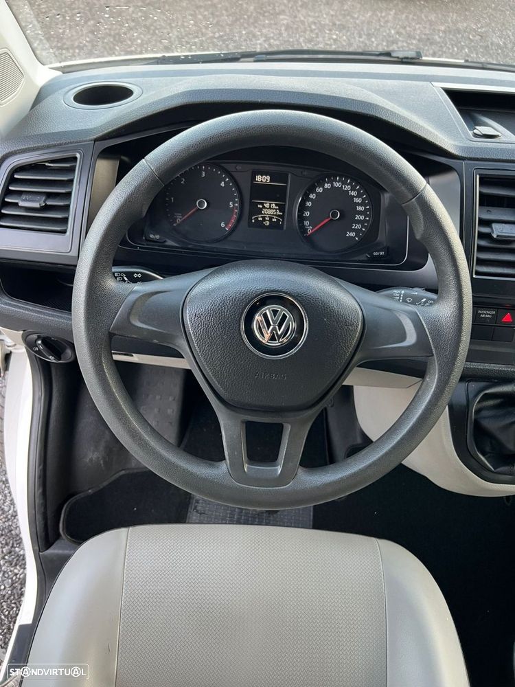 VW Transporter 9 LUGARES - 25