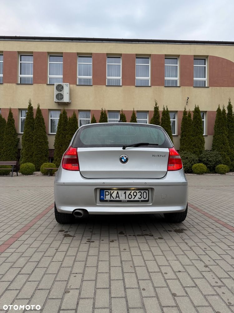BMW Seria 1 120d DPF - 2