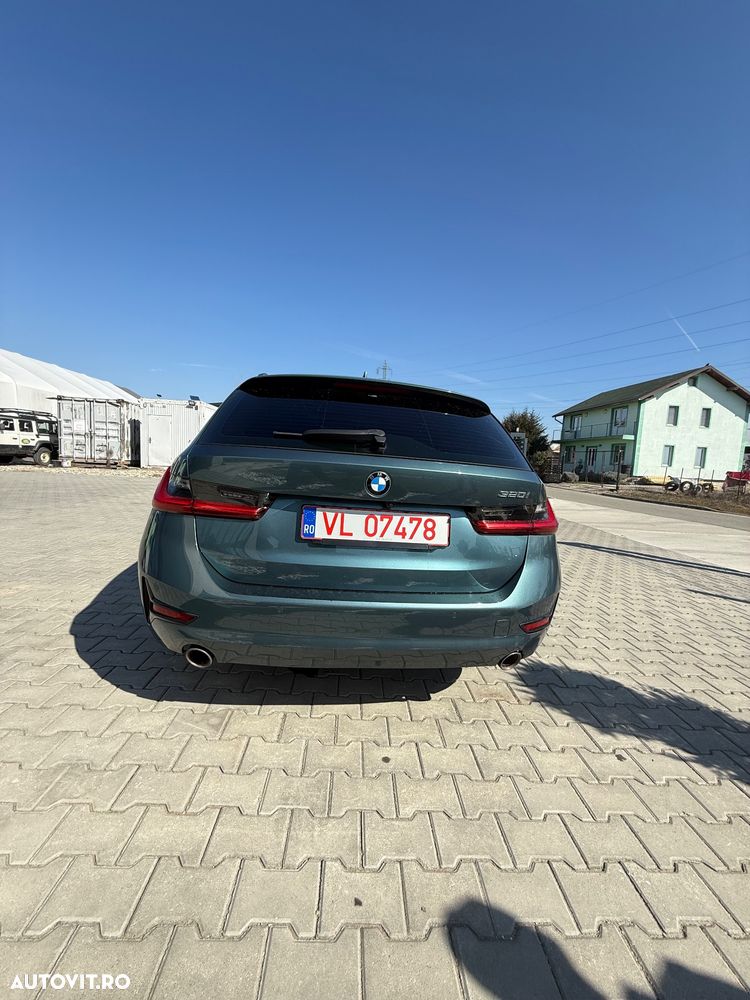 BMW Seria 3 320i Aut. - 5