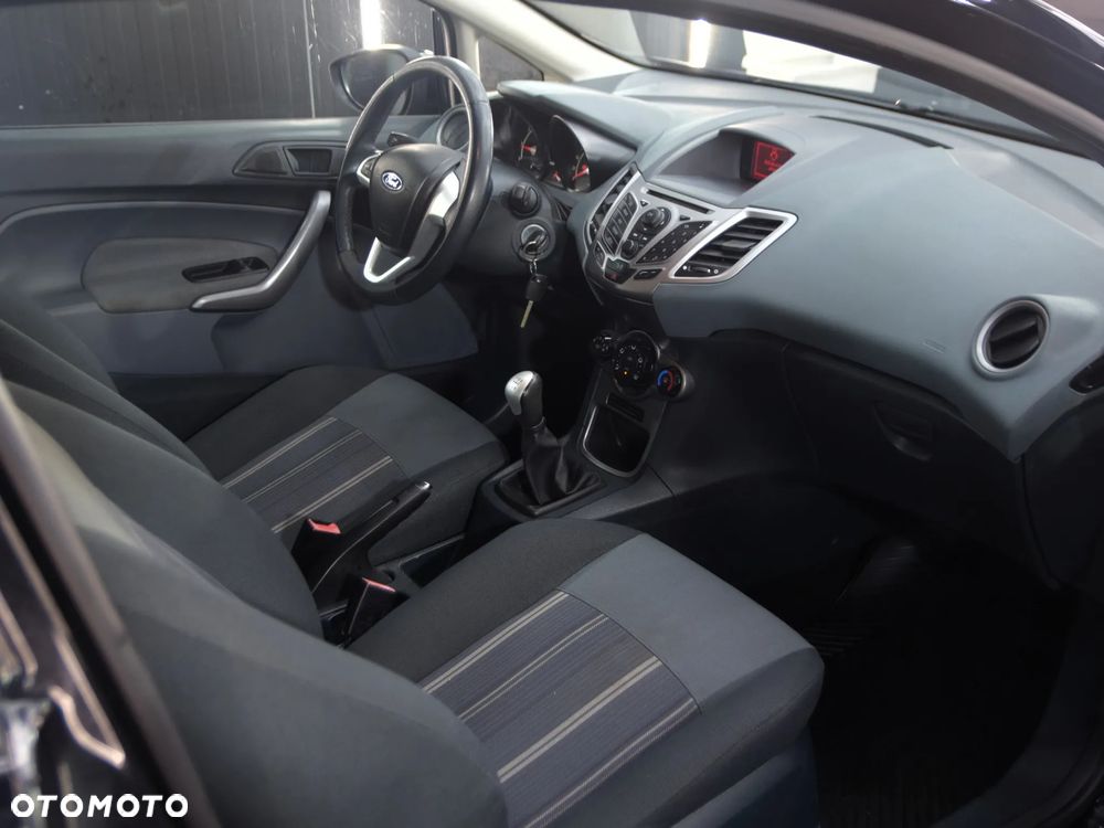Ford Fiesta 1.25 SYNC Edition - 8