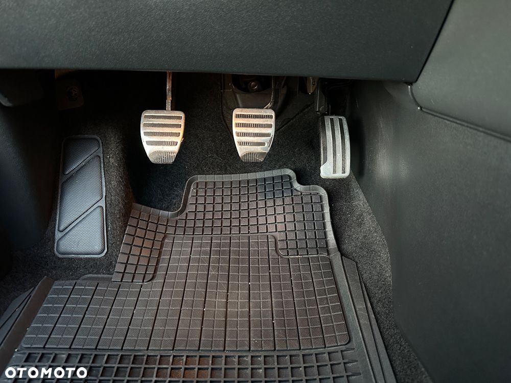 Nissan Qashqai 2.0 Tekna Premium - 29