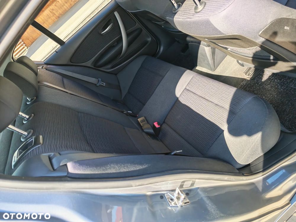 BMW Seria 1 - 8