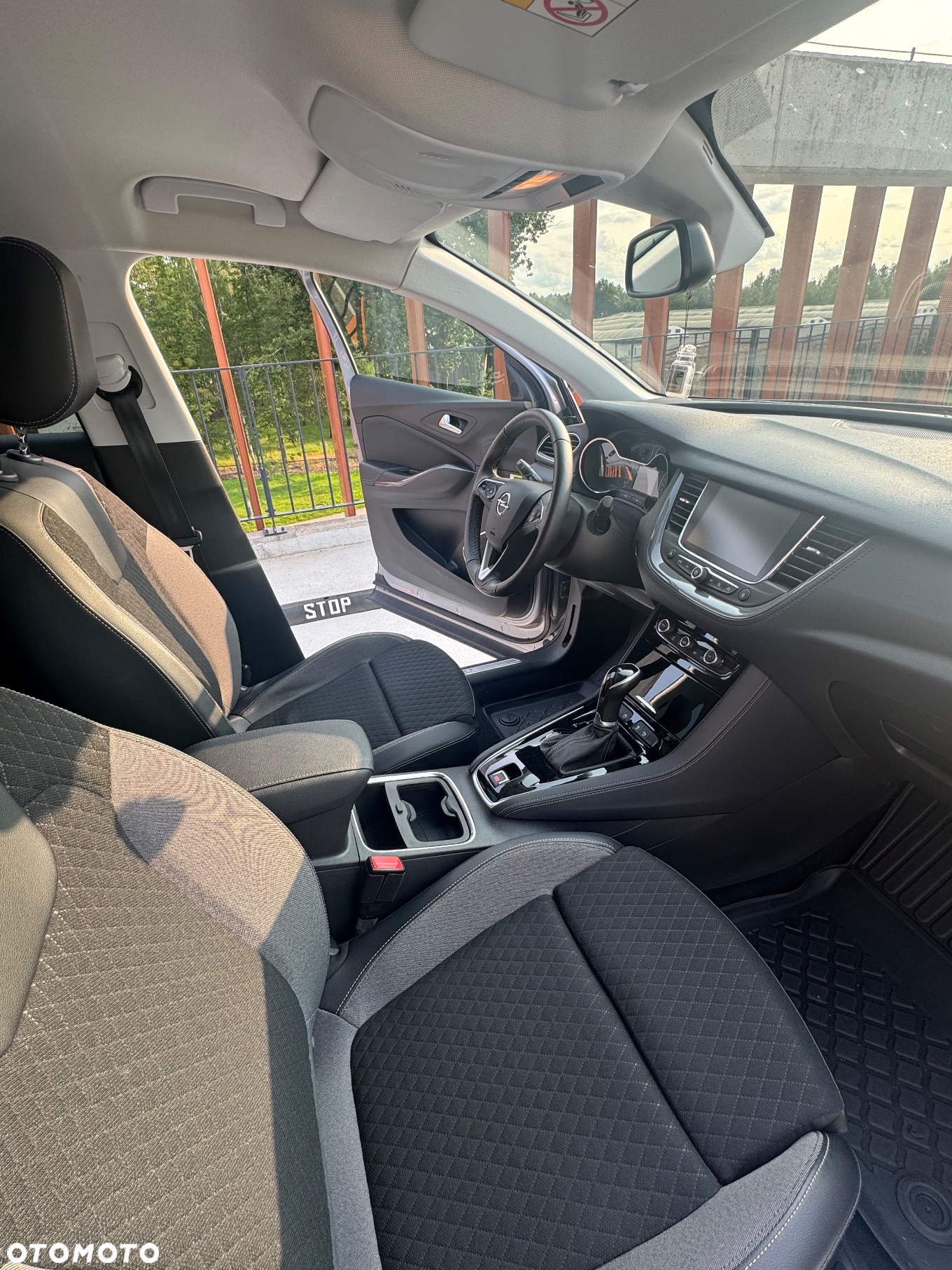 Opel Grandland X 1.6 T Elite S&S - 10