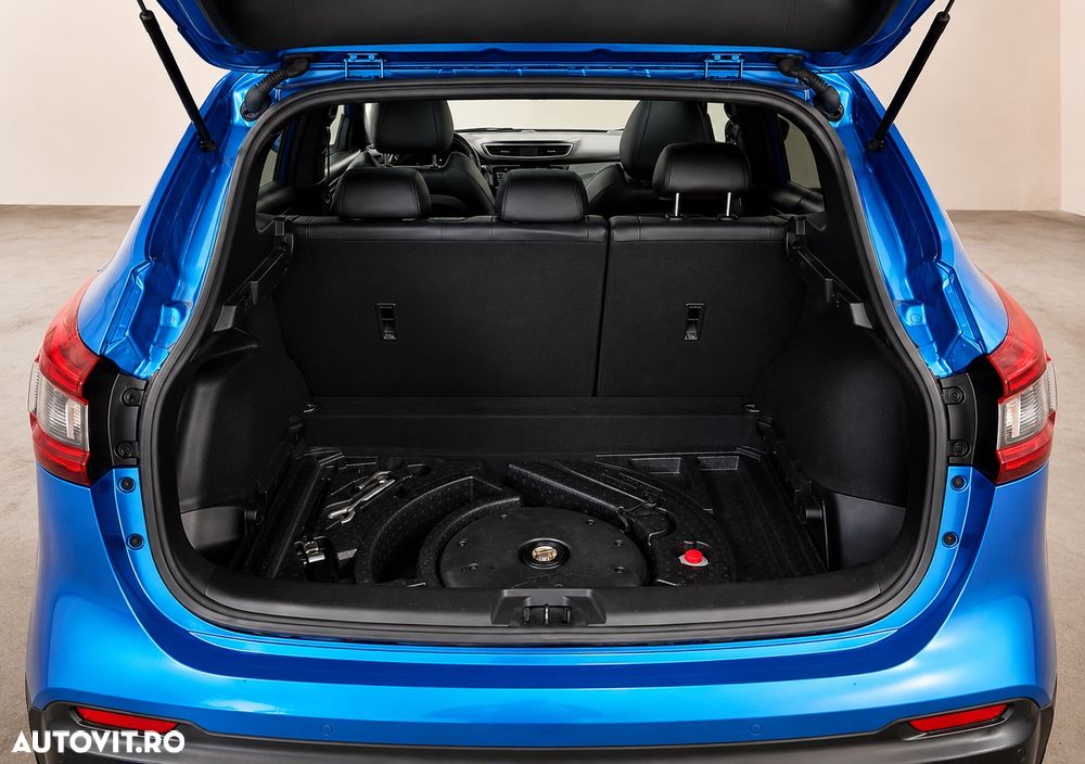 Nissan Qashqai 1.6 DCI Start/Stop X-TRONIC Tekna - 16