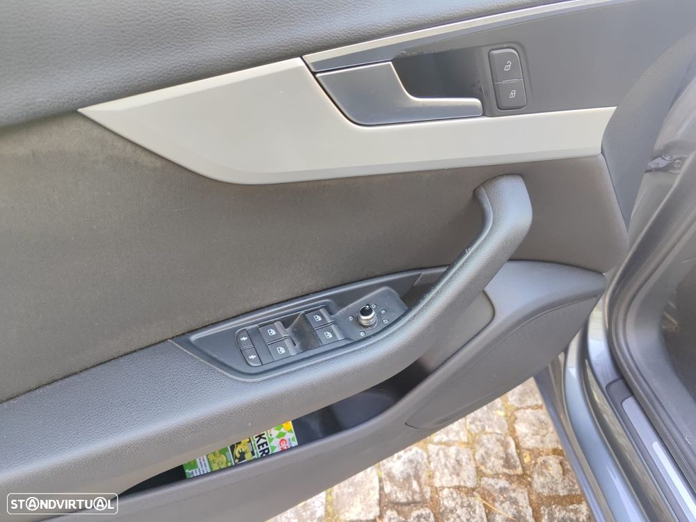 Audi A4 Avant 2.0 TDI S tronic - 16