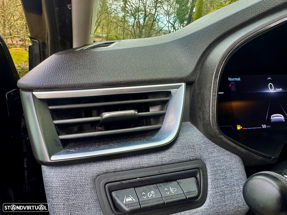 Renault Clio 1.0 TCe Techno - 11