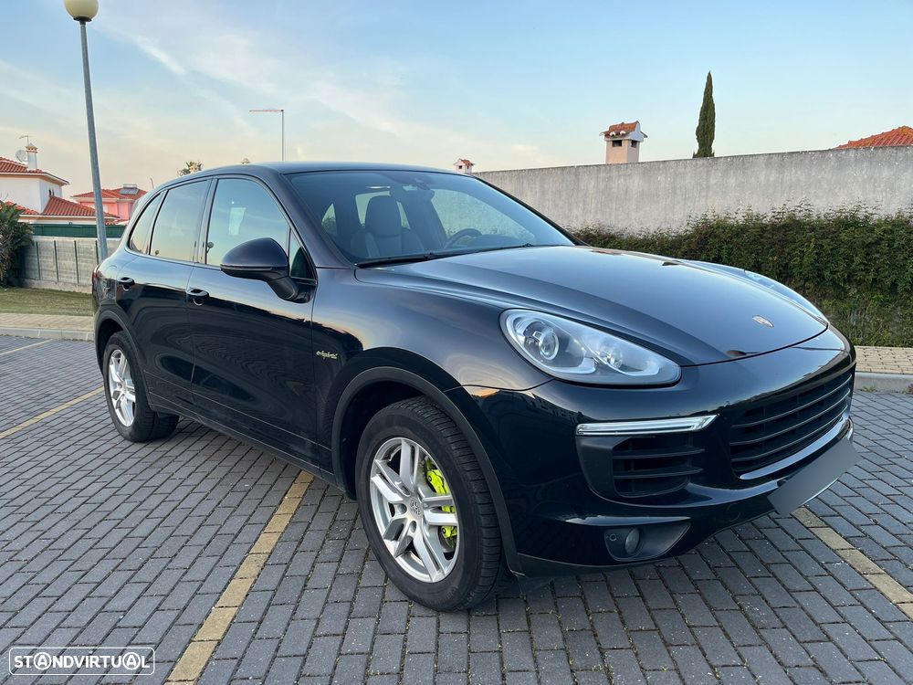 Porsche Cayenne S E-Hybrid - 8