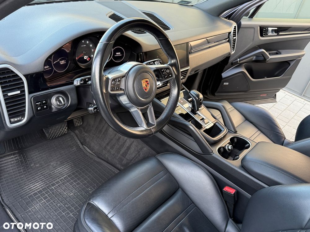 Porsche Cayenne Platinum Edition - 32