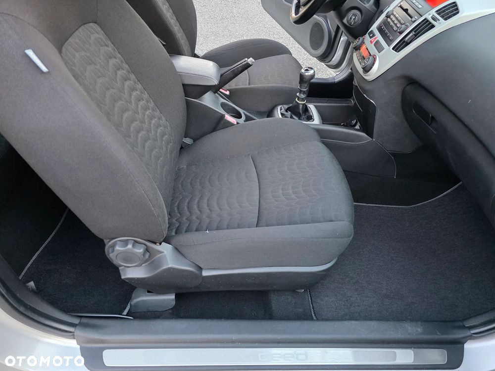 Kia ProCeed pro Ceed 1.6 CVVT Vision - 6