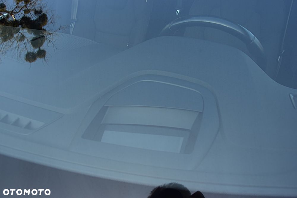 Volvo XC 60 B4 D AWD Geartronic Momentum - 29