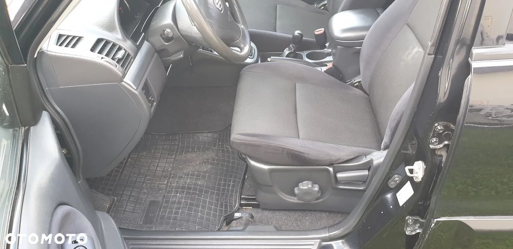 Suzuki Grand Vitara 2.0 - 16