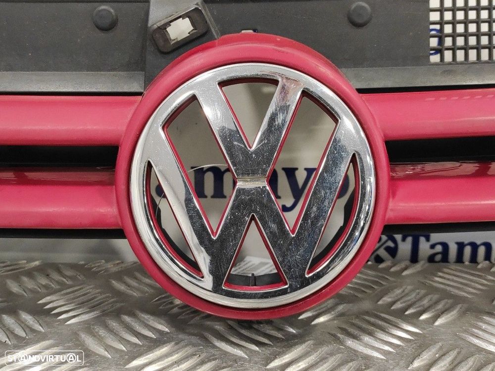 GRELHA FRONTAL VOLKSWAGEN GOLF IV 2001 -1J0853655G - 2