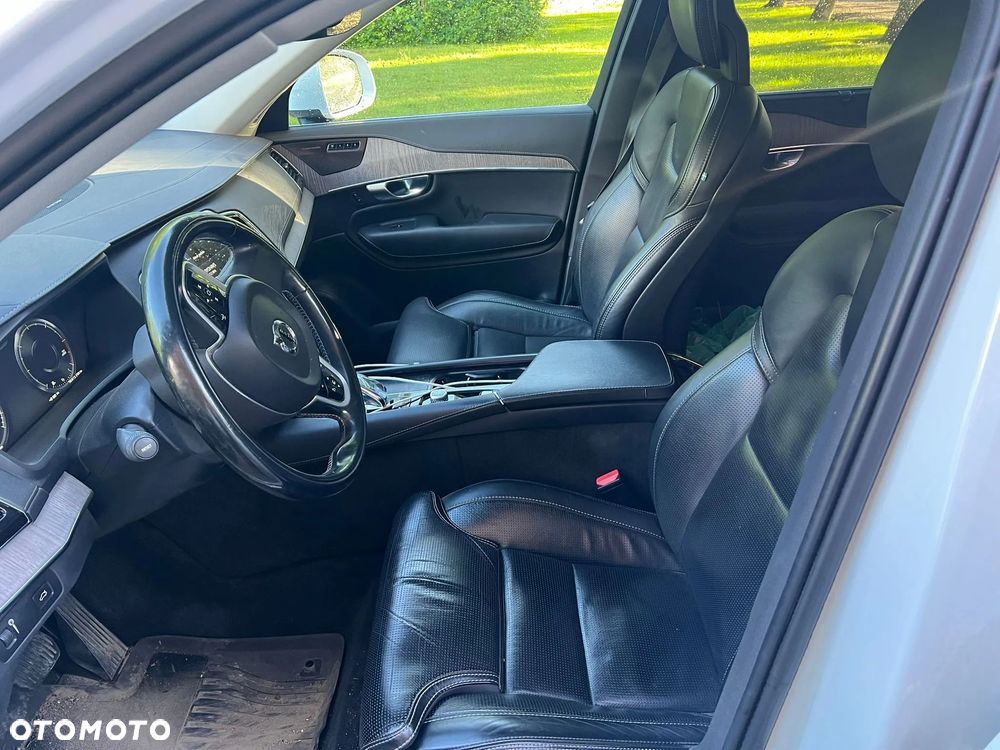 Volvo XC 90 D4 FWD Momentum - 3