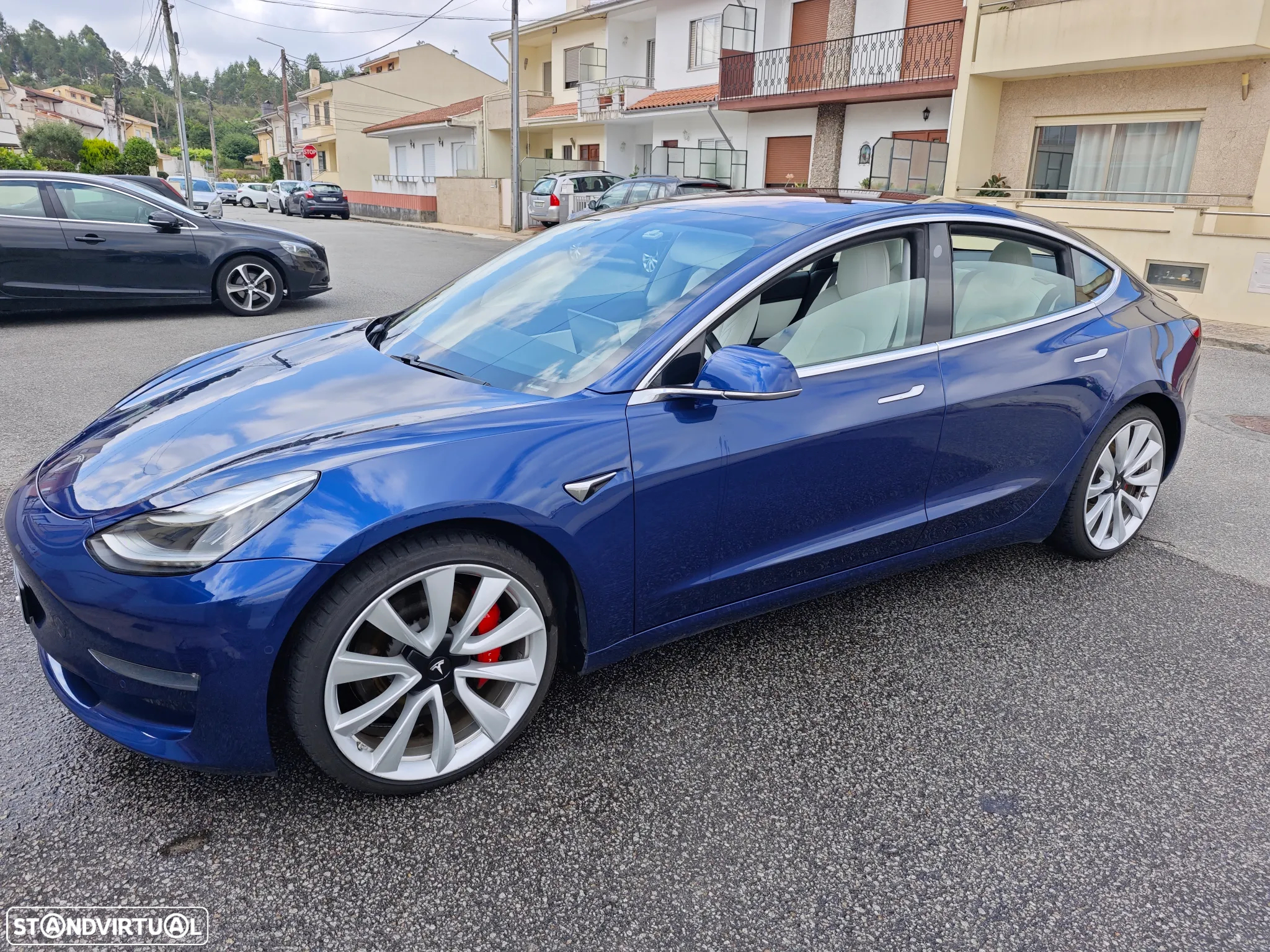 Tesla Model 3 Long Range AWD Dual Motor Performance - 3