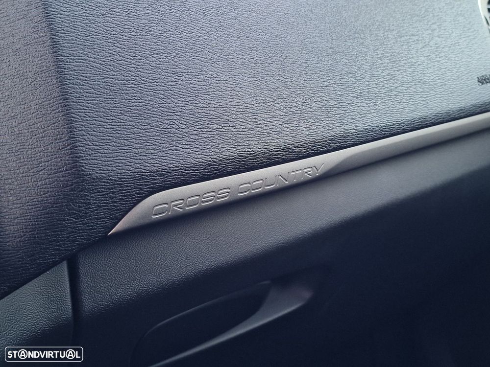 Volvo V40 Cross Country 2.0 D3 - 34