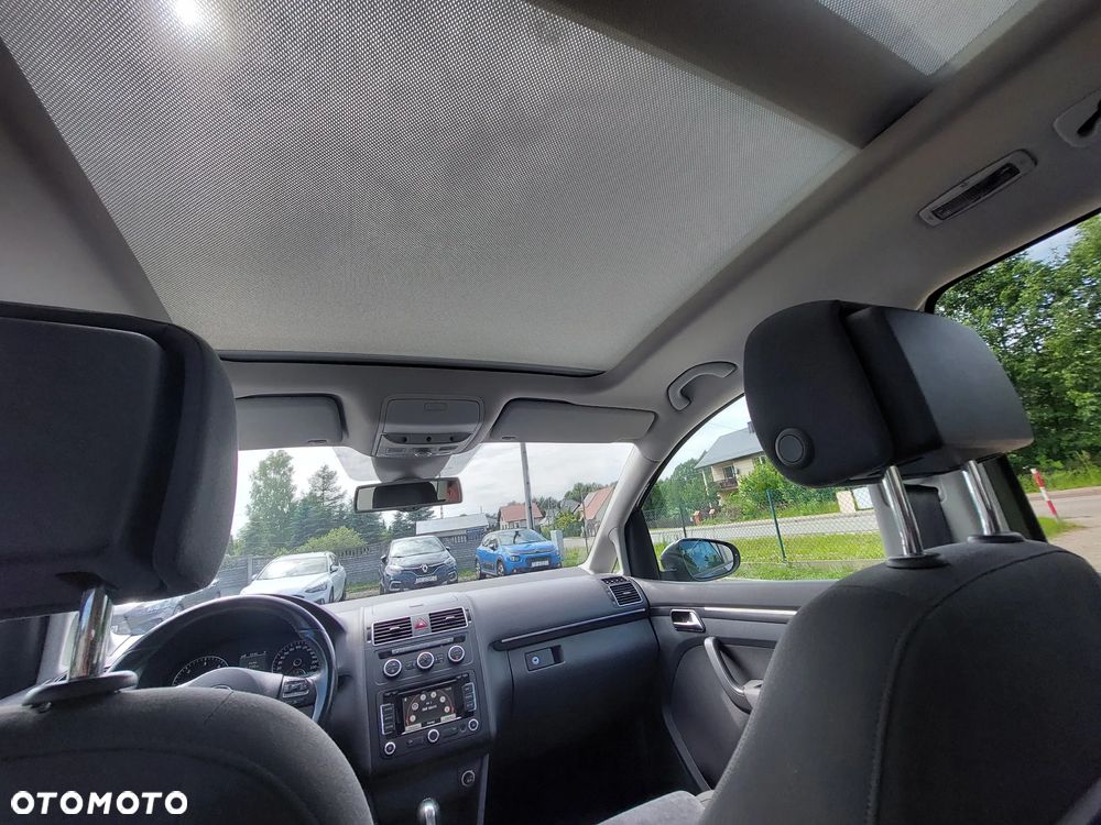 Volkswagen Touran 2.0 TDI DPF Highline DSG - 16