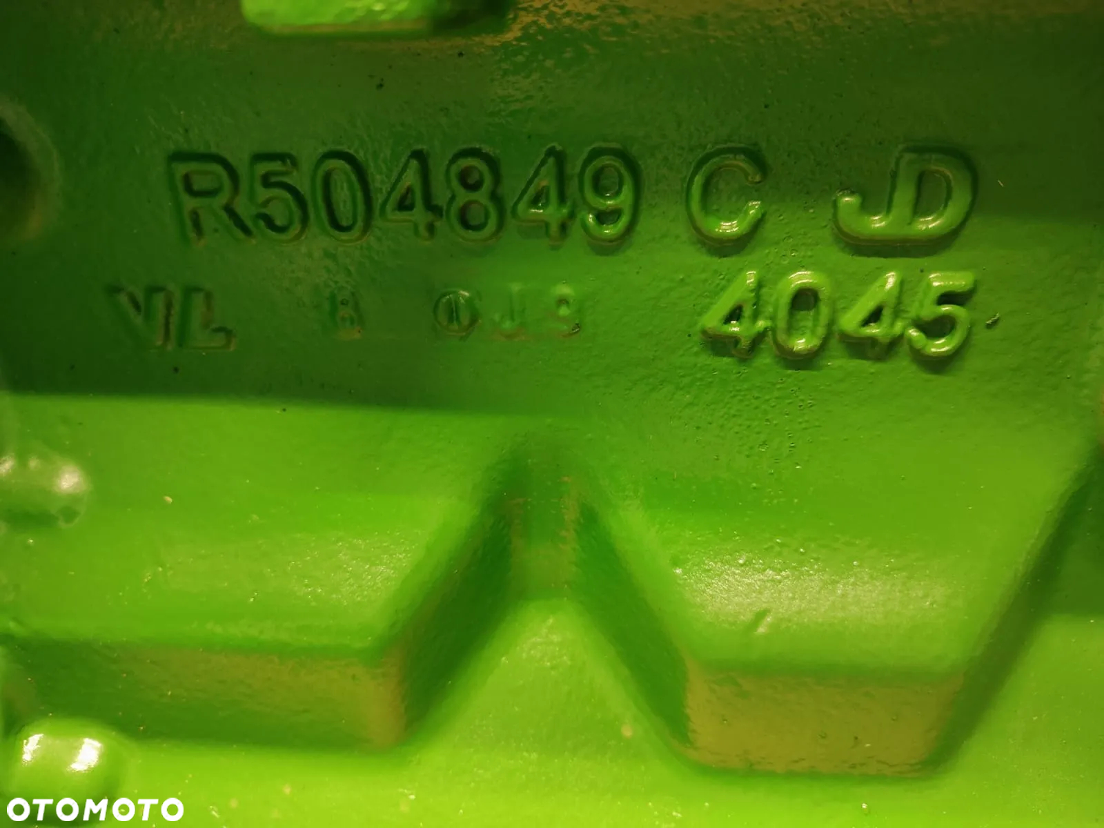 Słupek silnika 4045HL283 JOHN DEERE 6430 - 14