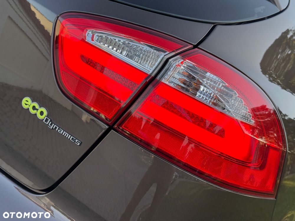 Kia Rio - 12