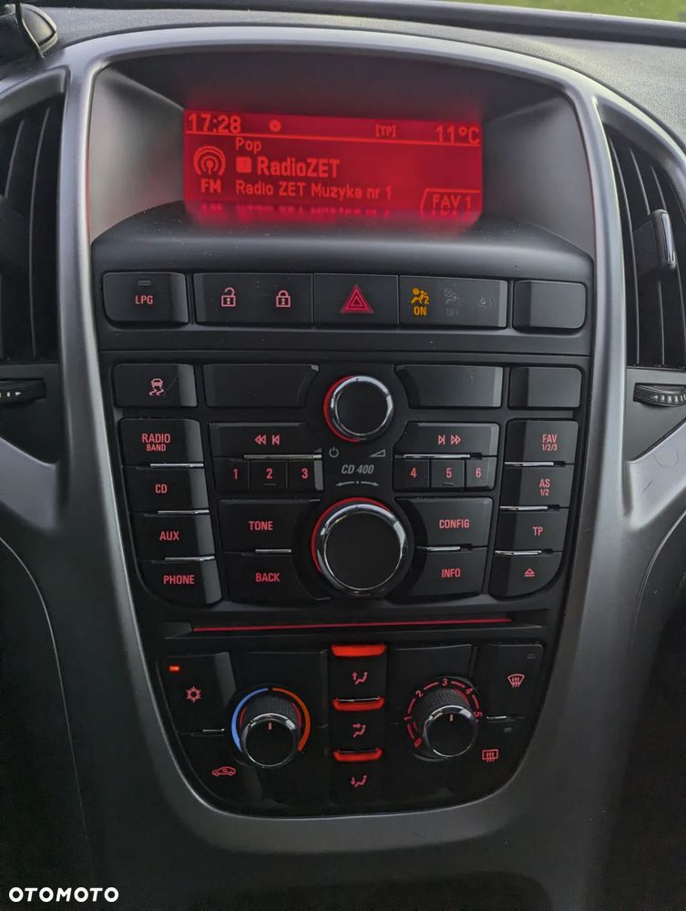 Opel Astra IV 1.4 T Enjoy - 13