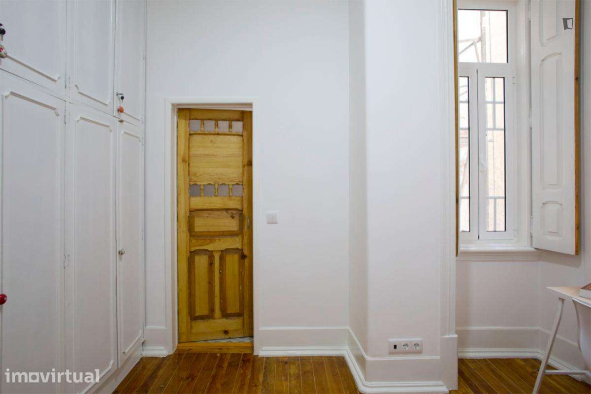 Quarto - localizado em Saldanha Lisbon - Grande imagem: 3/19